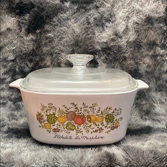 VINTAGE CORNING WARE A-3-B 3 QUART
CASSEROLE DISH W/ PYREX A9C LID-SPICE OF LIFE - Picture 1 of 16